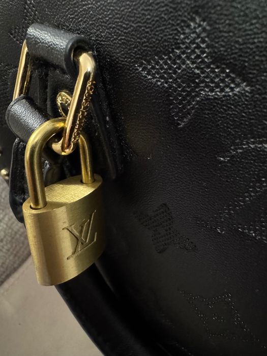 Louis Vuitton-Автентична чисто нова дамска чанта