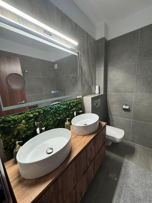 Apartament 3 camere premium | 82 mp + balcon 10 mp | 2 parcări Klauss | mobilat