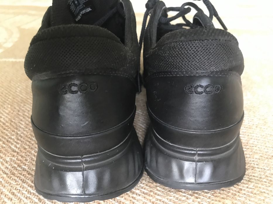 Кроссовки женские ессо