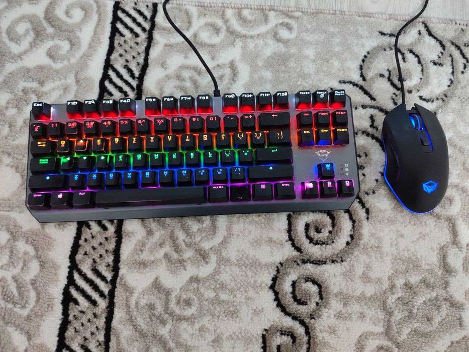 Full COMBO GAMING kompyuter-Monitor klaviatura mishka kabelgacha bor!