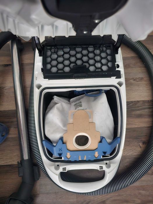 Miele s8340 с нови въгл. четки и лагери, с гранция  и извънг. сервиз!