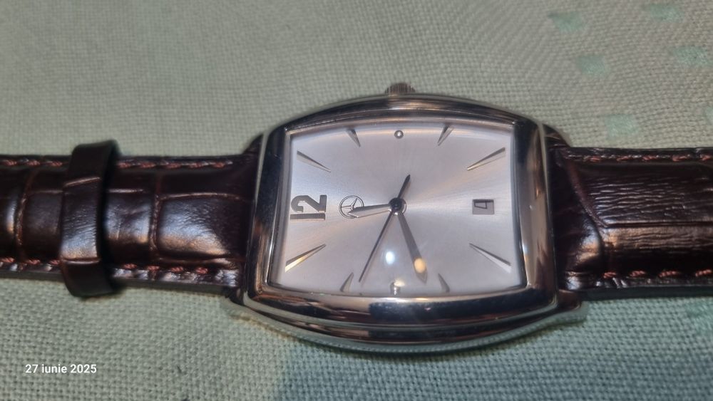 Ceas superb Mercedes-Benz