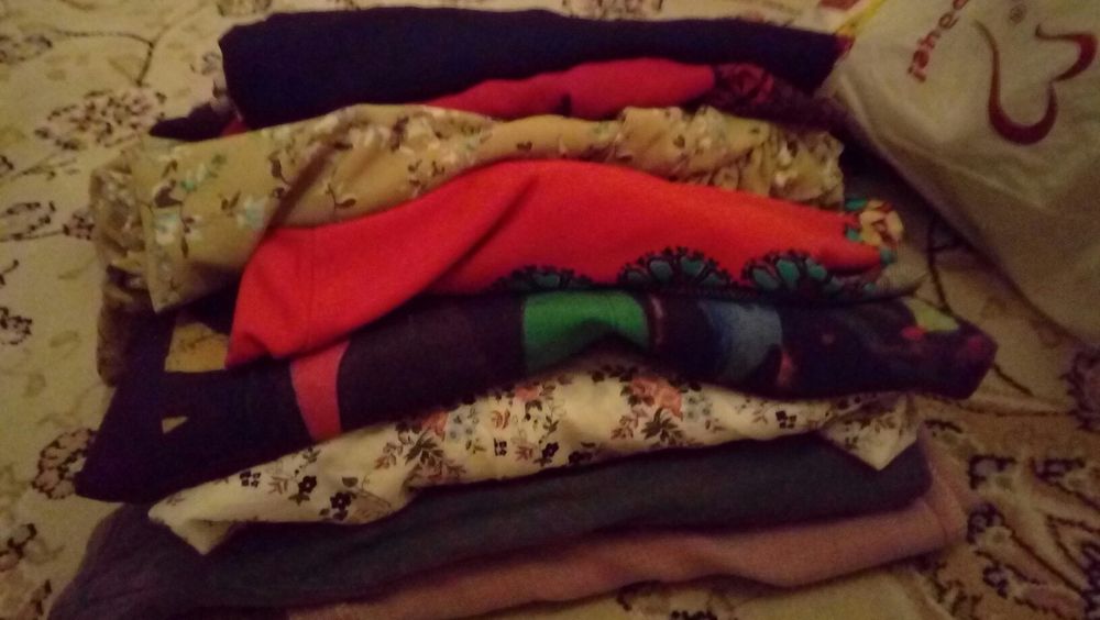 Продам женские вещи