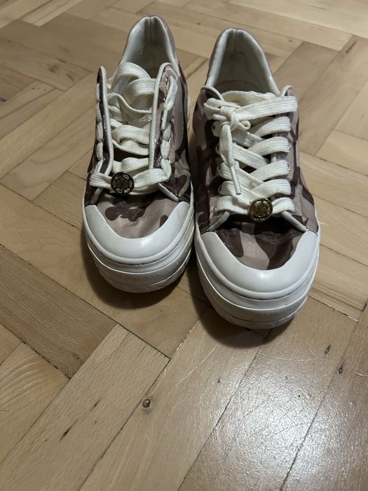 Оригинални кецове guess 38н