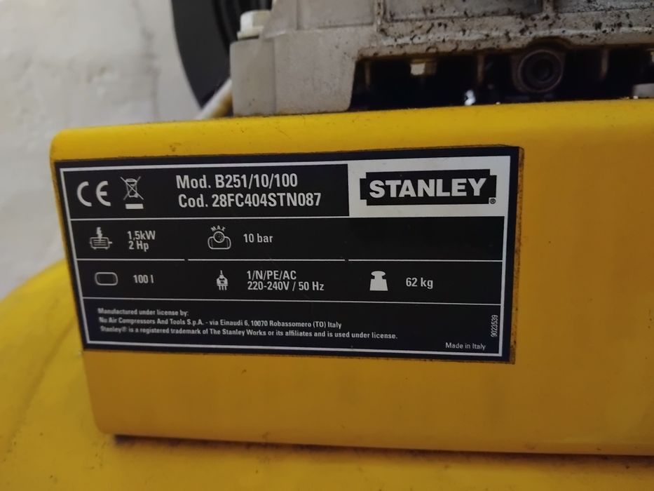Компресор STANLEY