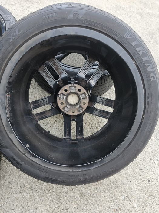 Jante originale Audi cu cauciucuri de vară