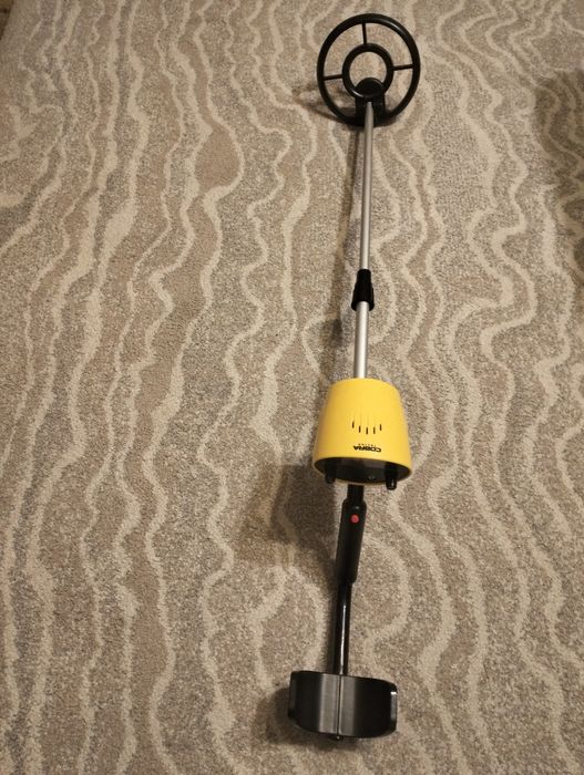 Vând detector de metale Cobra