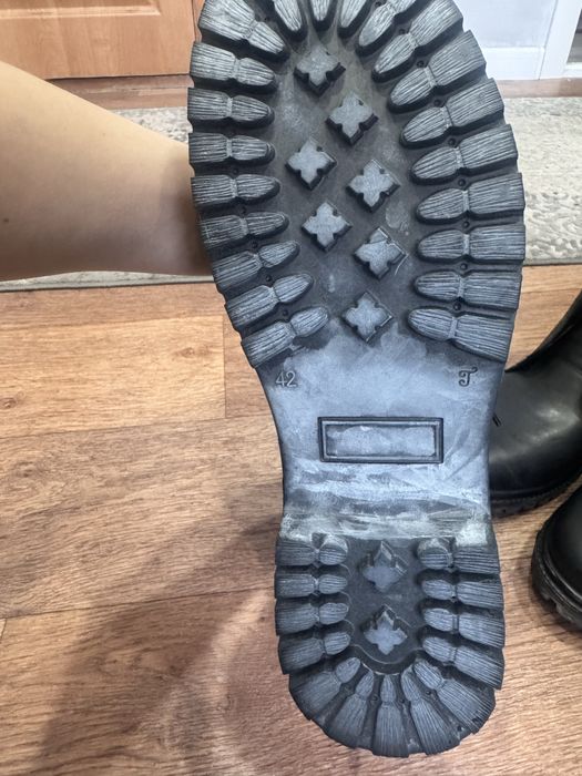 Продам берцы с мехом