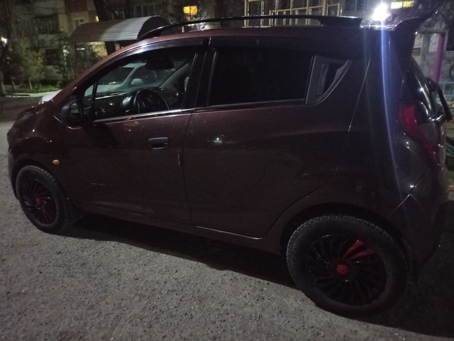 Продается  Спарк  2011 г Автомат.