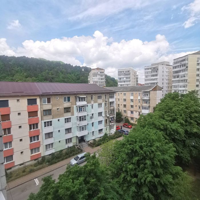 Inchiriez Apartment 3 Camere