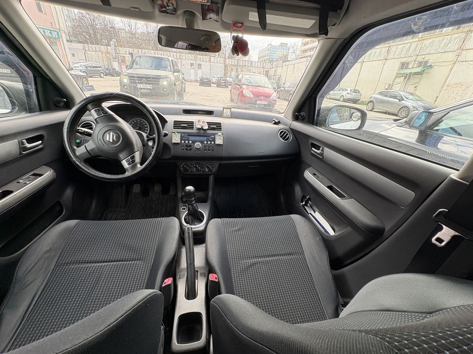 Сузуки Суифт 2005 с АГУ