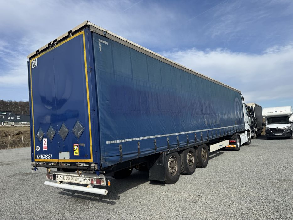 Semiremorca Krone 2015