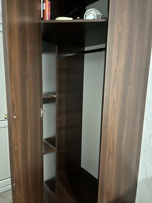 Шкаф угловой