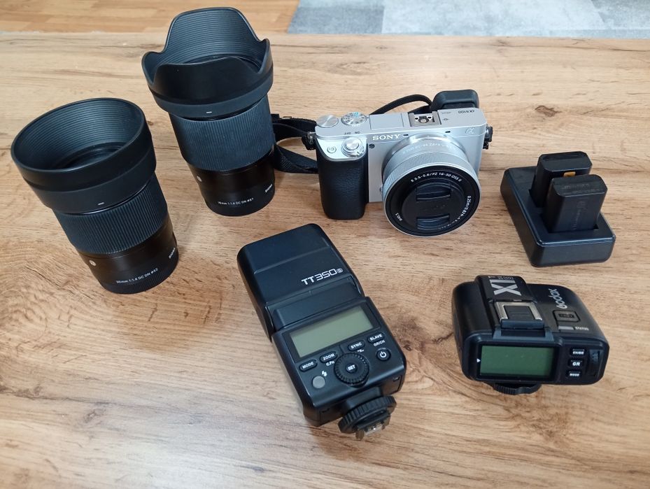 Sony A6100 система