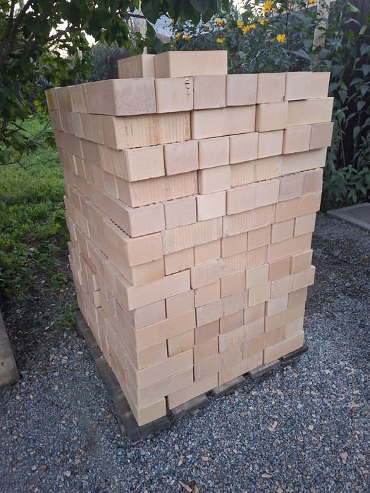 Продам кирпич облицовочный