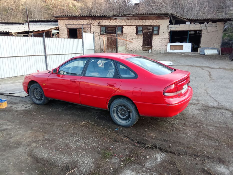 Продам  Мазду Кронос