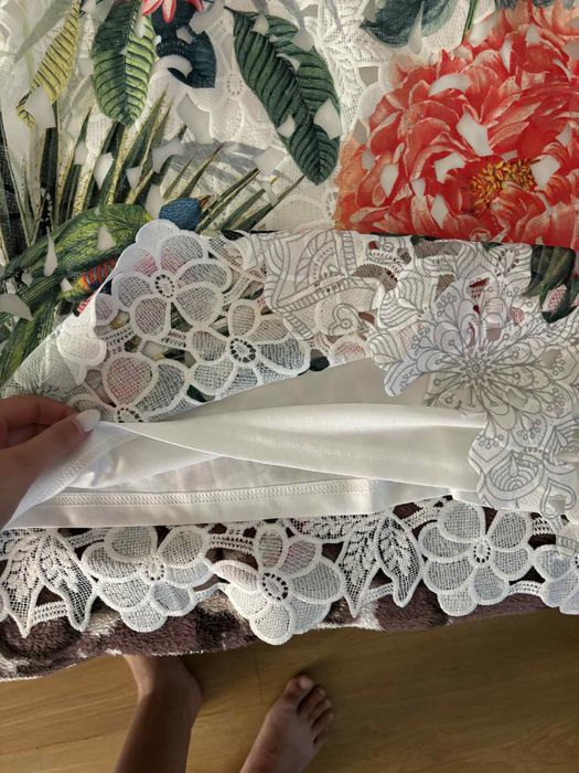 Многоцветна рокля