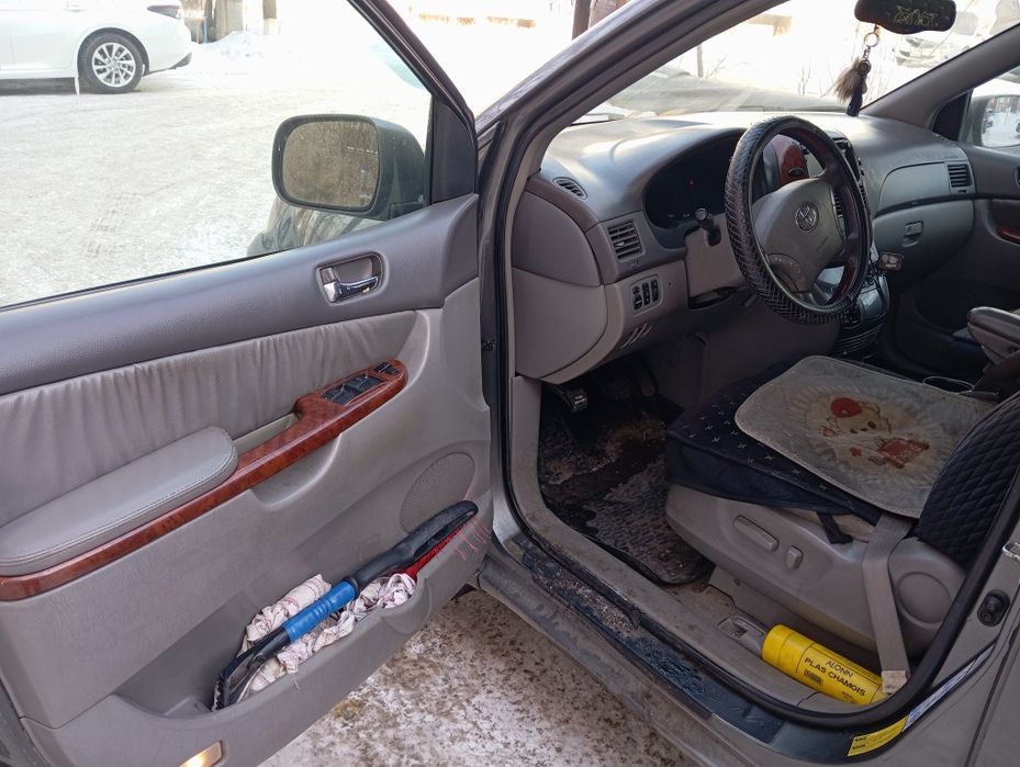 Тайота Сиена 2003 г.в.Обмен