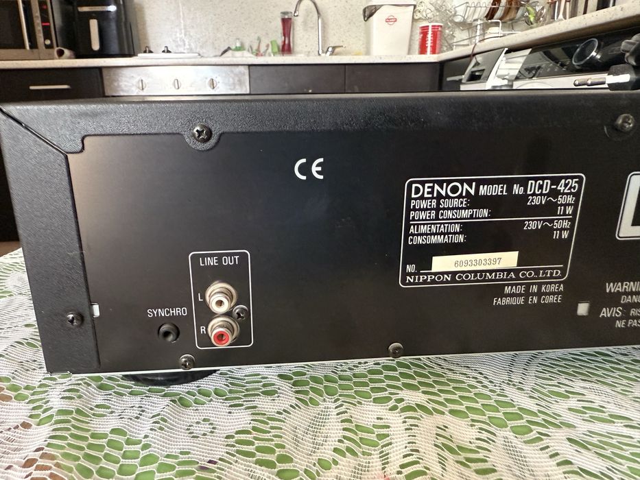 Denon DCD-425 CD player