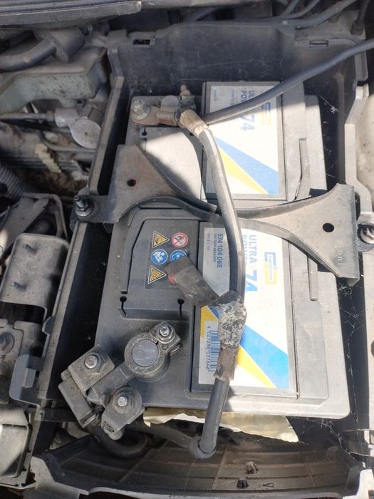 Baterie acumulator auto 75 ah stare ca noua