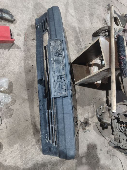 Задний крыло мерседес 190