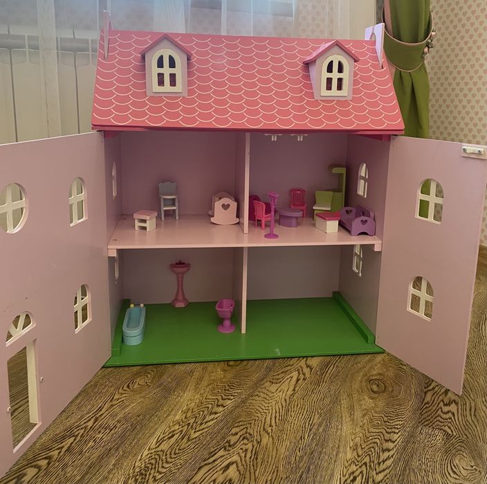 Продам домик для кукол