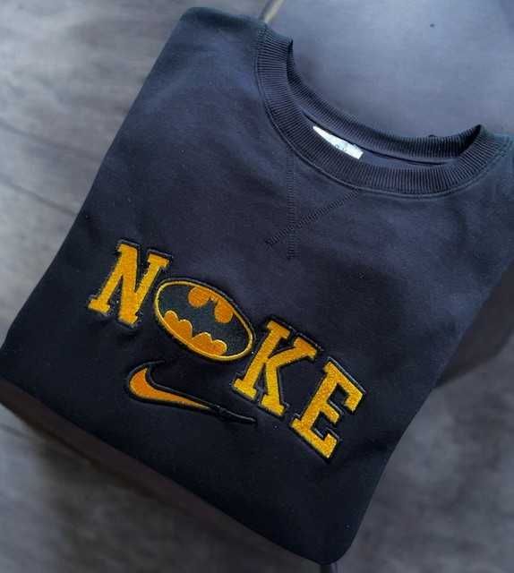 Maleta brodata pentru adulti