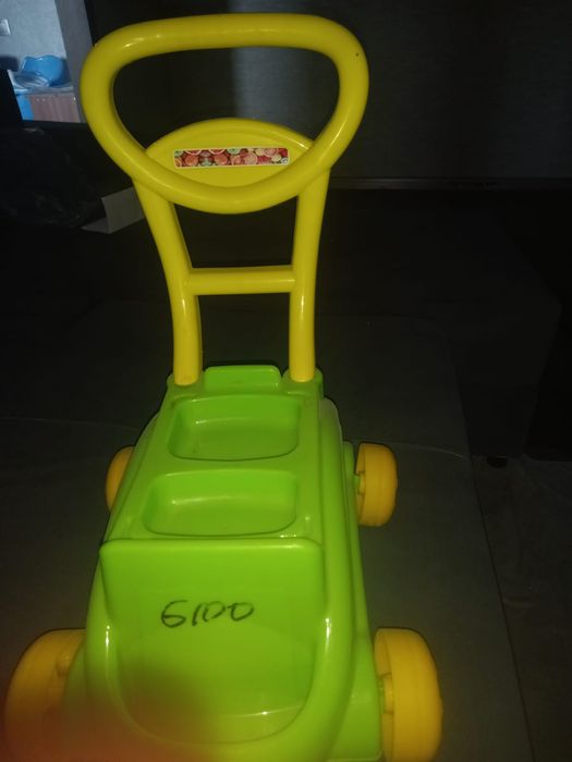 Продаю новое для малышей