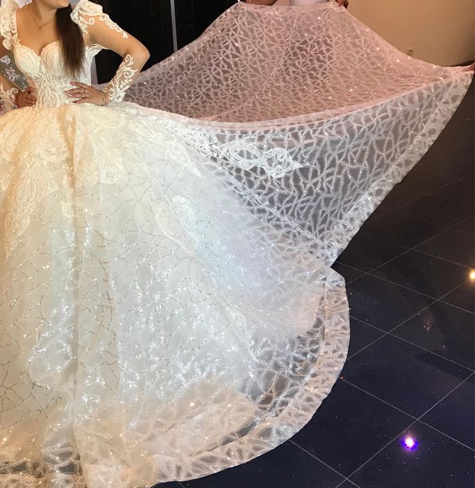 Rochie de nunta purtata o singura data