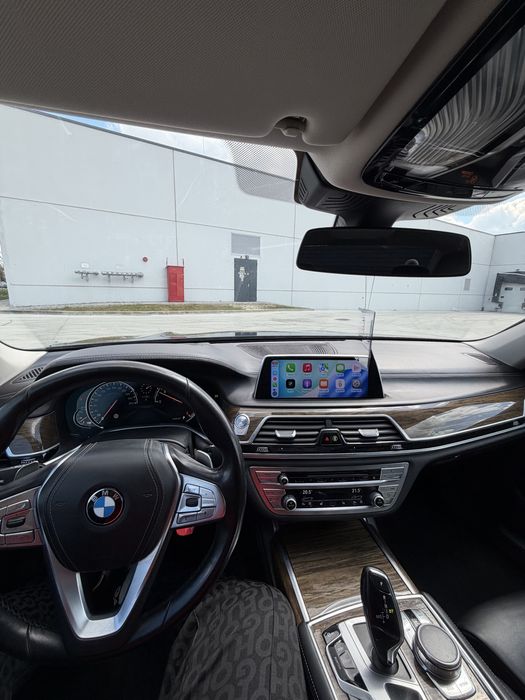 BMW Seria 7 730D xDrive G11 2017, 235.000km, mașina personală de 3 ani impecabilă, H&K , trapa