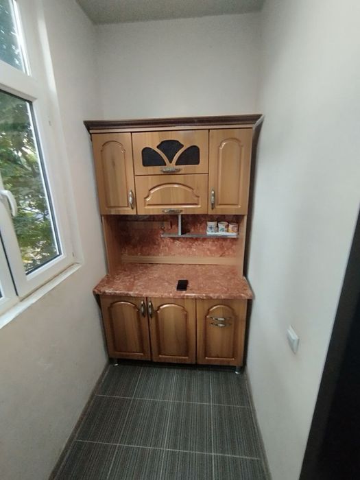 Chilonzor 18 kv 1/3/4 sotiladi srochna!!