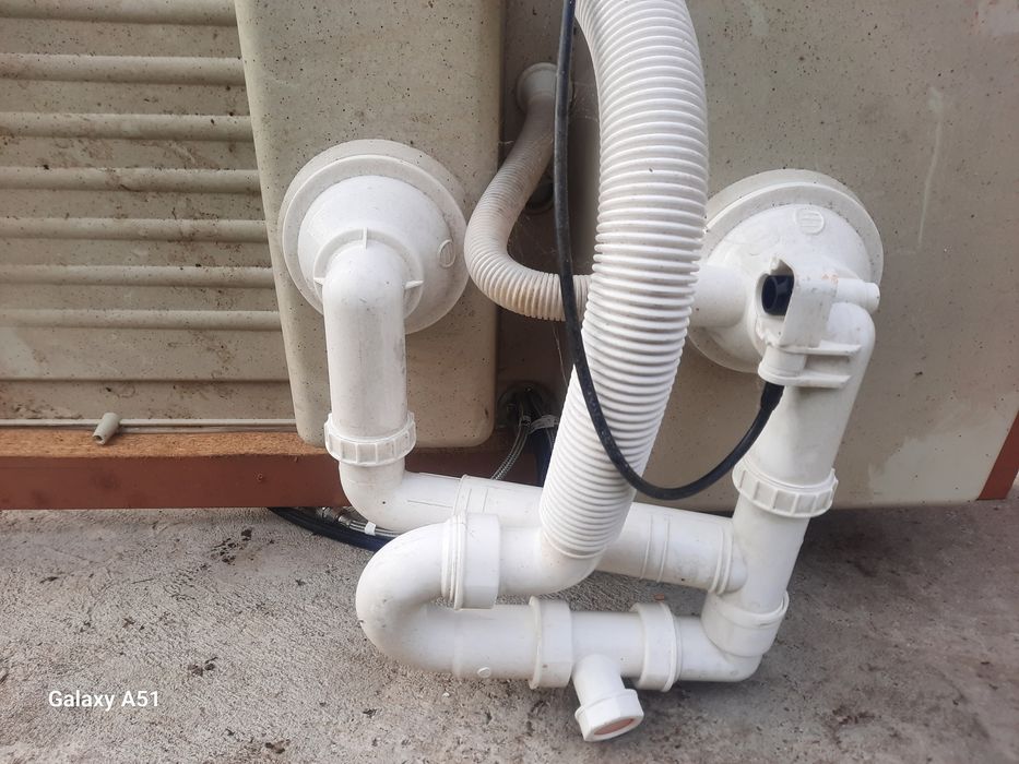 Кухненска мивка с батерия