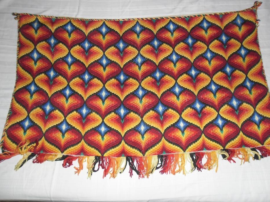 Ковьори за стена и калъвки за възглавници