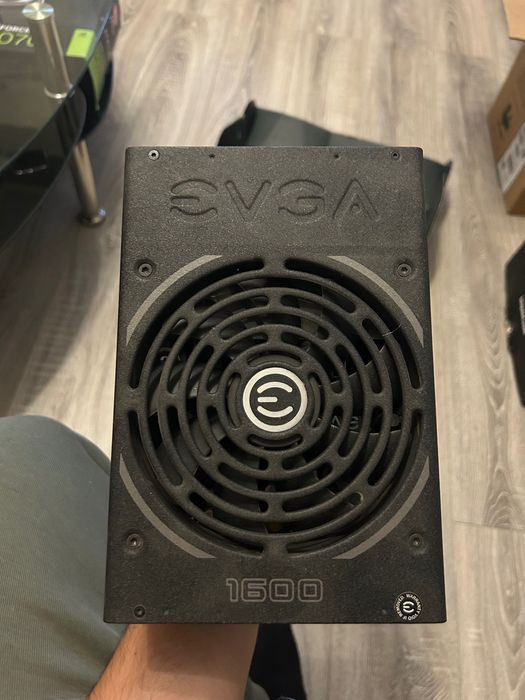 Evga super nova 1600w захранване