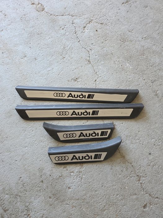 Piese auto Audi q5 2011