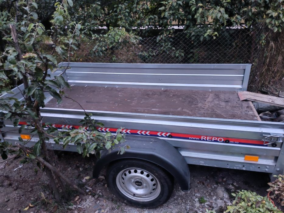 Remorca 750 kg nou