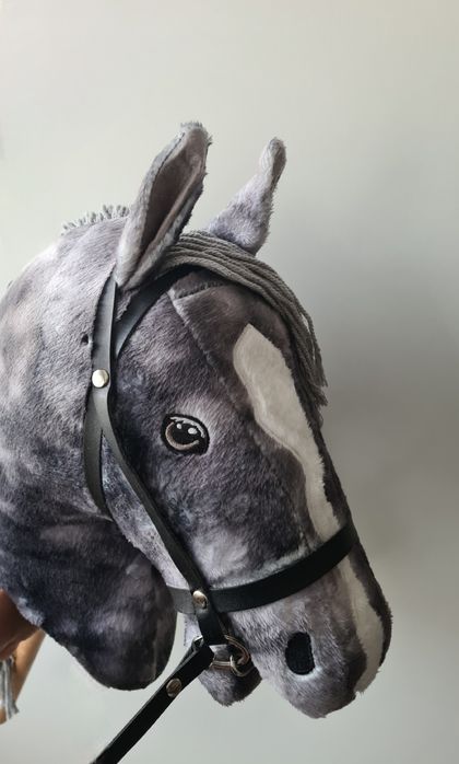 Hobby horse HKM с юзда и четка