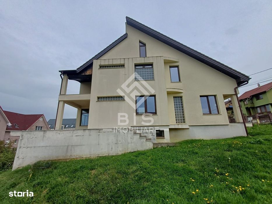 Casă individuală cu demisol, parter și etaj – 273.56mp