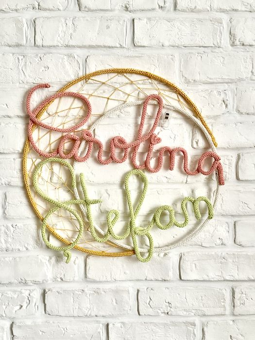 Decor tricotat , nume personalizat baiat sau fetita