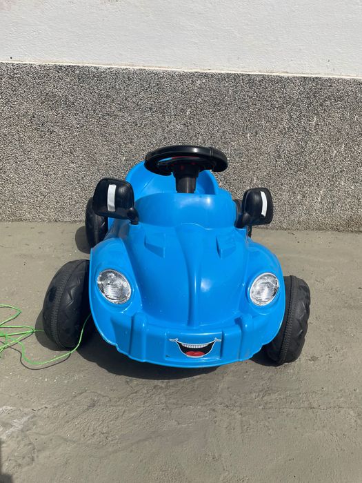 Детска кола с педали