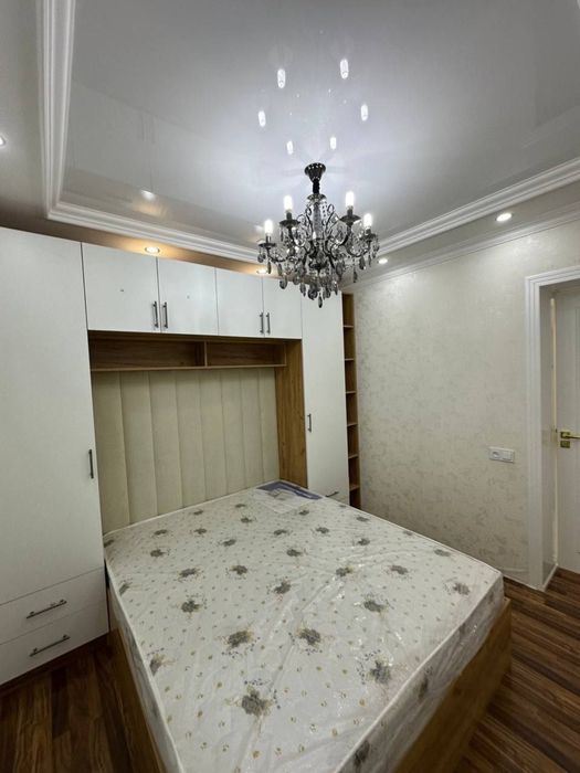 Продается квартира на 0.5 этаже