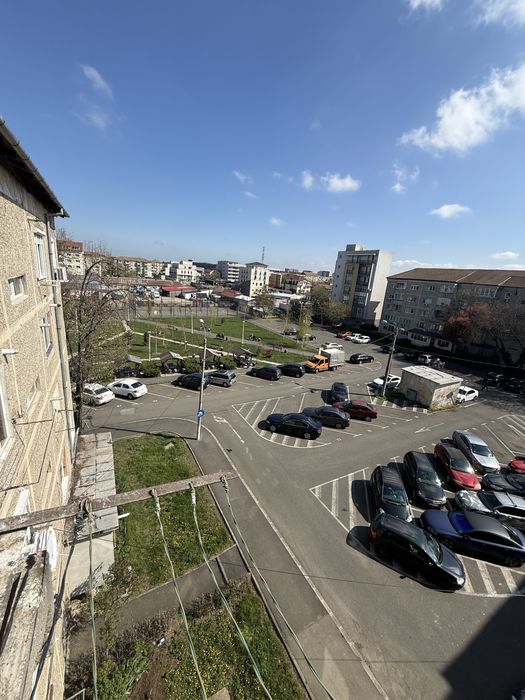 Apartament de vanzare lipovei 5 min de mers pe jos mall!!