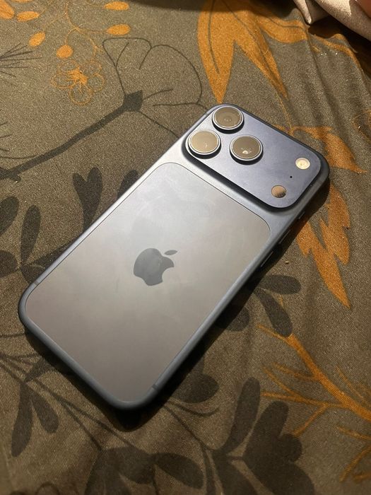 Iphone 17 pro full box