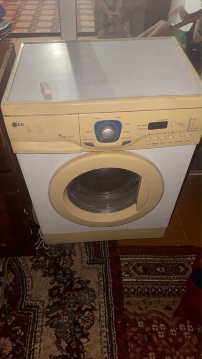 Продам стиральную машину