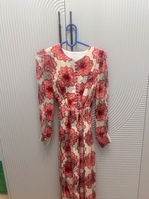 Продается платье