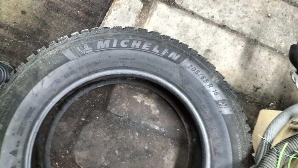 Продам резину Michelin