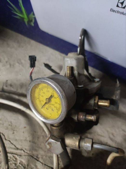 Продам ГБО метан 4 поколения бу.