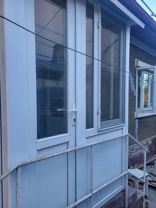 Usi termopane  de  exterior