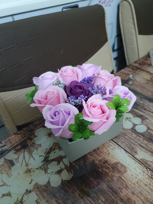 Aranjamente trandafiri de sapun