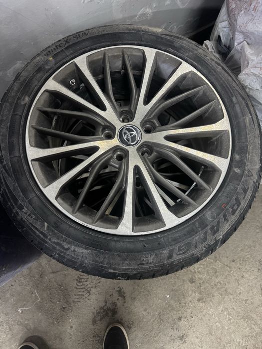 Диски от камри с резиной